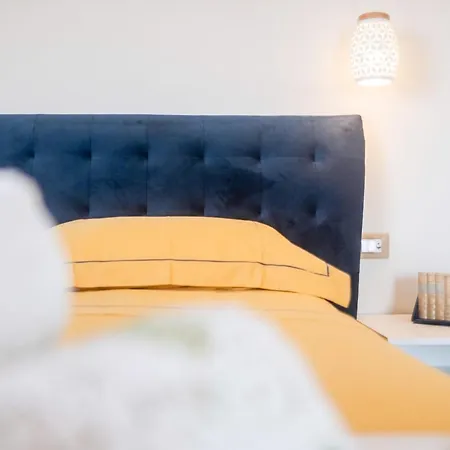 Emmesse & Infinite Blue 4* Tropea